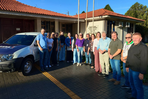 Secretaria de Saúde de Nova Santa Rosa passa a contar com um novo veículo em sua frota