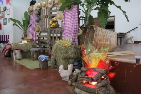 Festa Junina dos clubes de Idosos e de Mães é realizada com sucesso